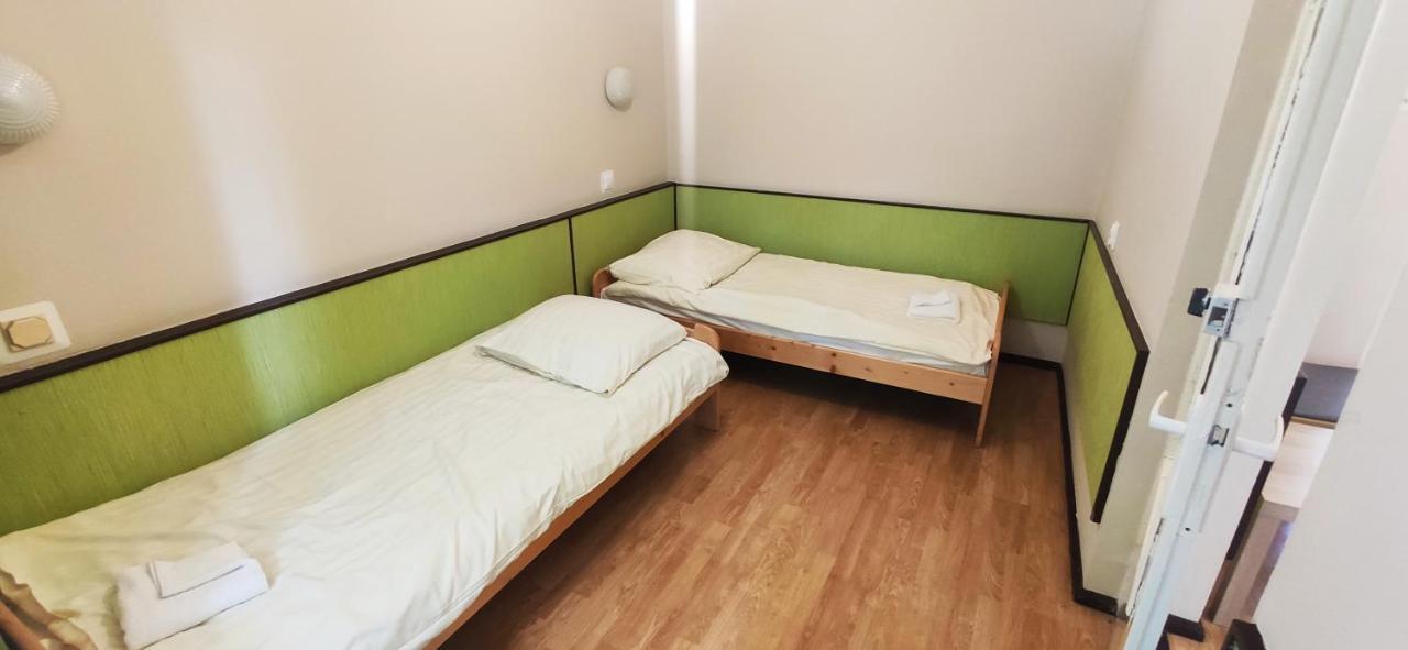 斯特尔泽兹尼克汽车旅馆 波兹南 外观 照片